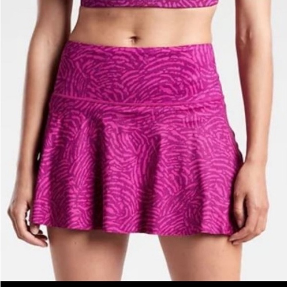 Athleta ACE tennis skort. Magenta pattern! Size medium